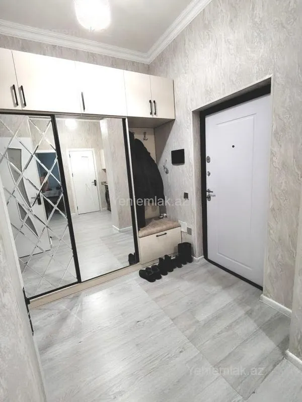 Satılır 2 otaqlı yeni tikili 62 m²