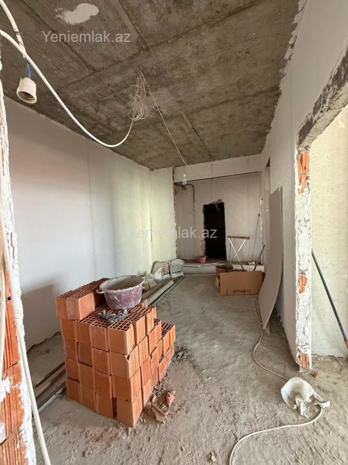 Satılır 3 otaqlı yeni tikili 135 m²