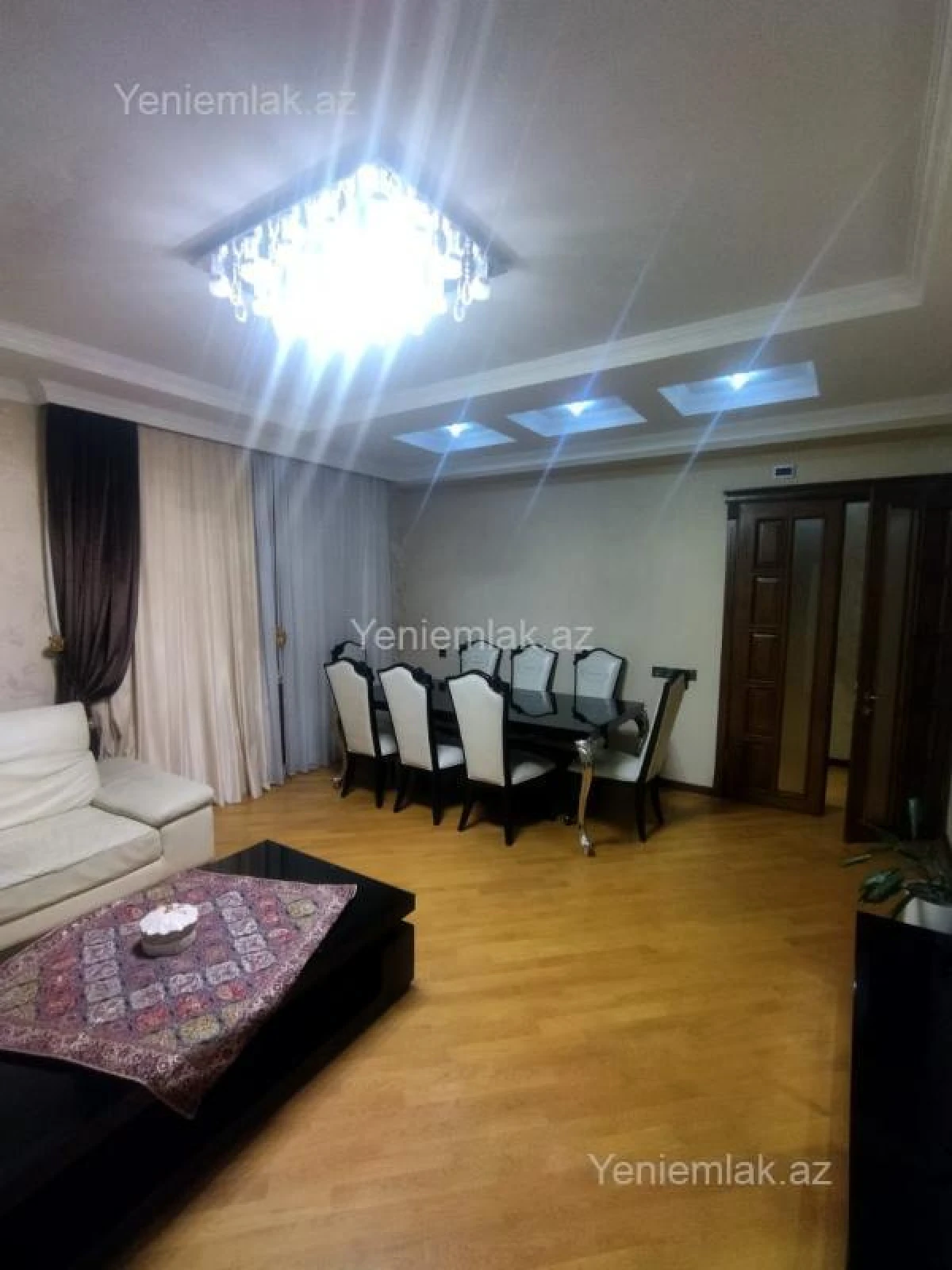 Satılır 4 otaqlı yeni tikili 181 m²