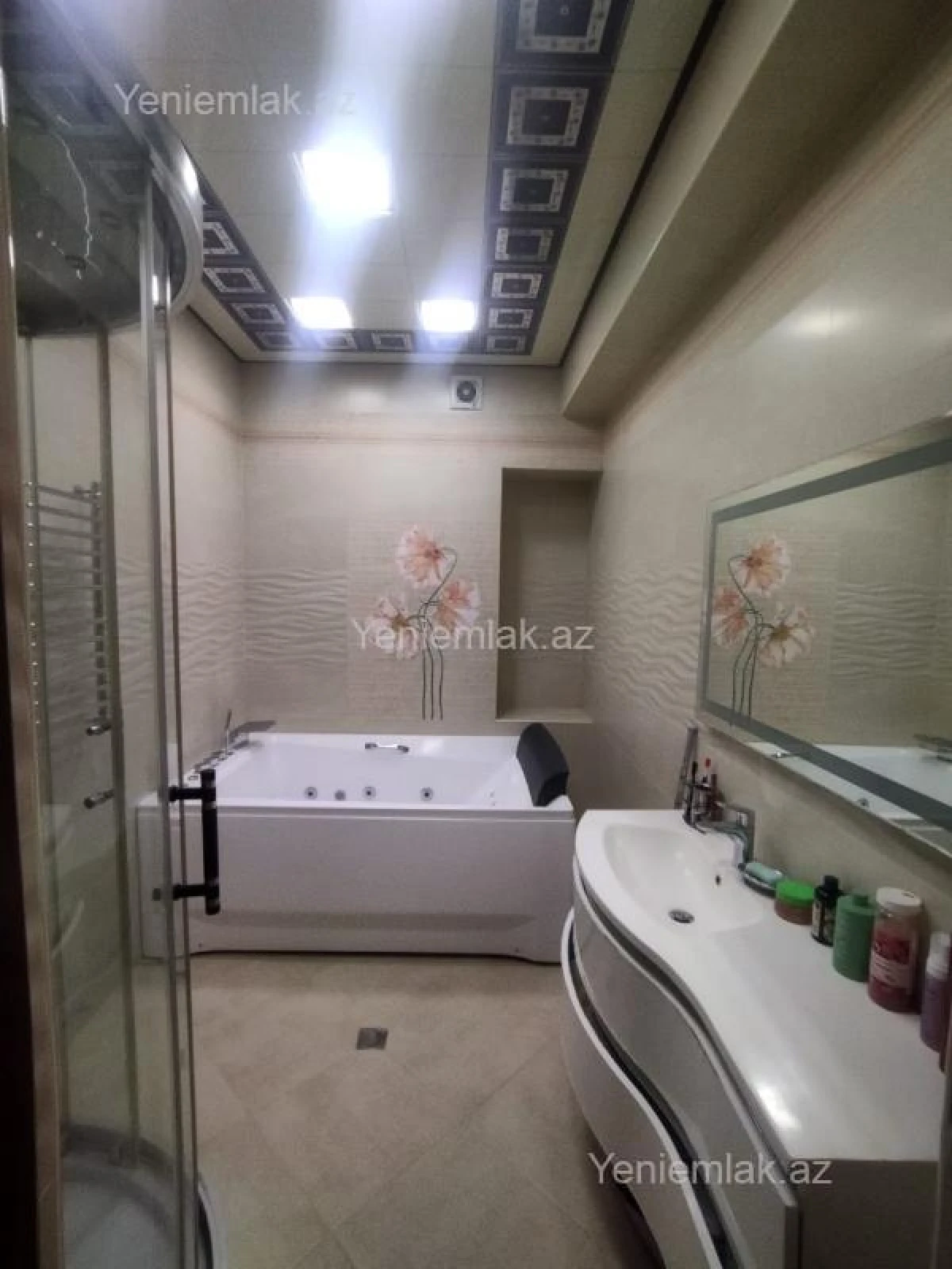 Satılır 4 otaqlı yeni tikili 181 m²