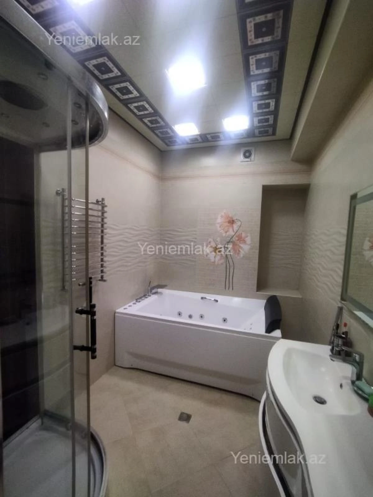 Satılır 4 otaqlı yeni tikili 181 m²