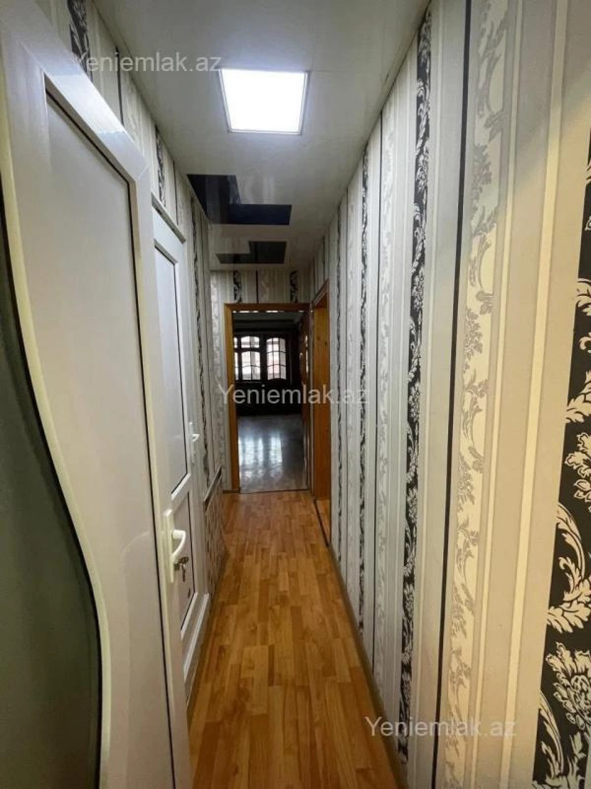 Satılır 3 otaqlı köhnə tikili 70 m²