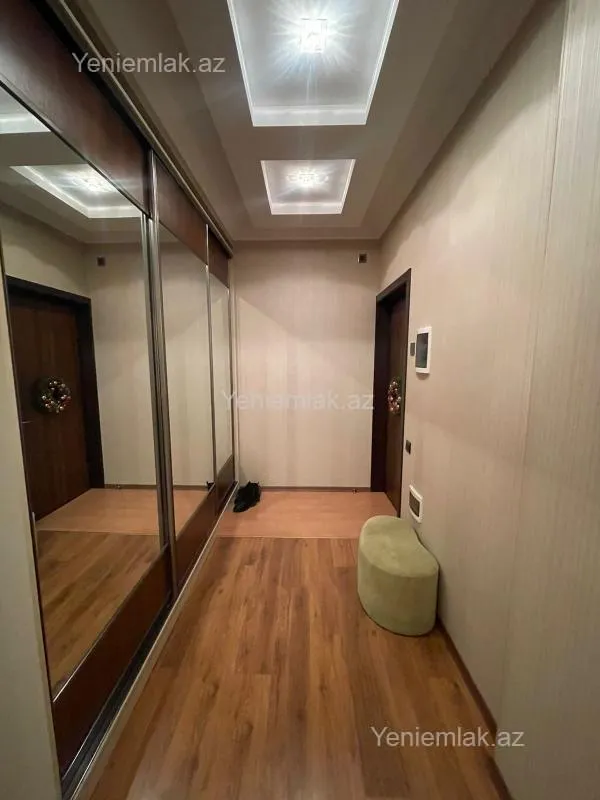 Satılır 2 otaqlı yeni tikili 90 m²