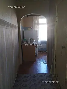 Satılır 3 otaqlı köhnə tikili 70 m²