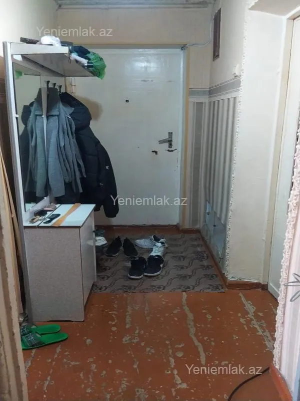 Satılır 3 otaqlı köhnə tikili 70 m²