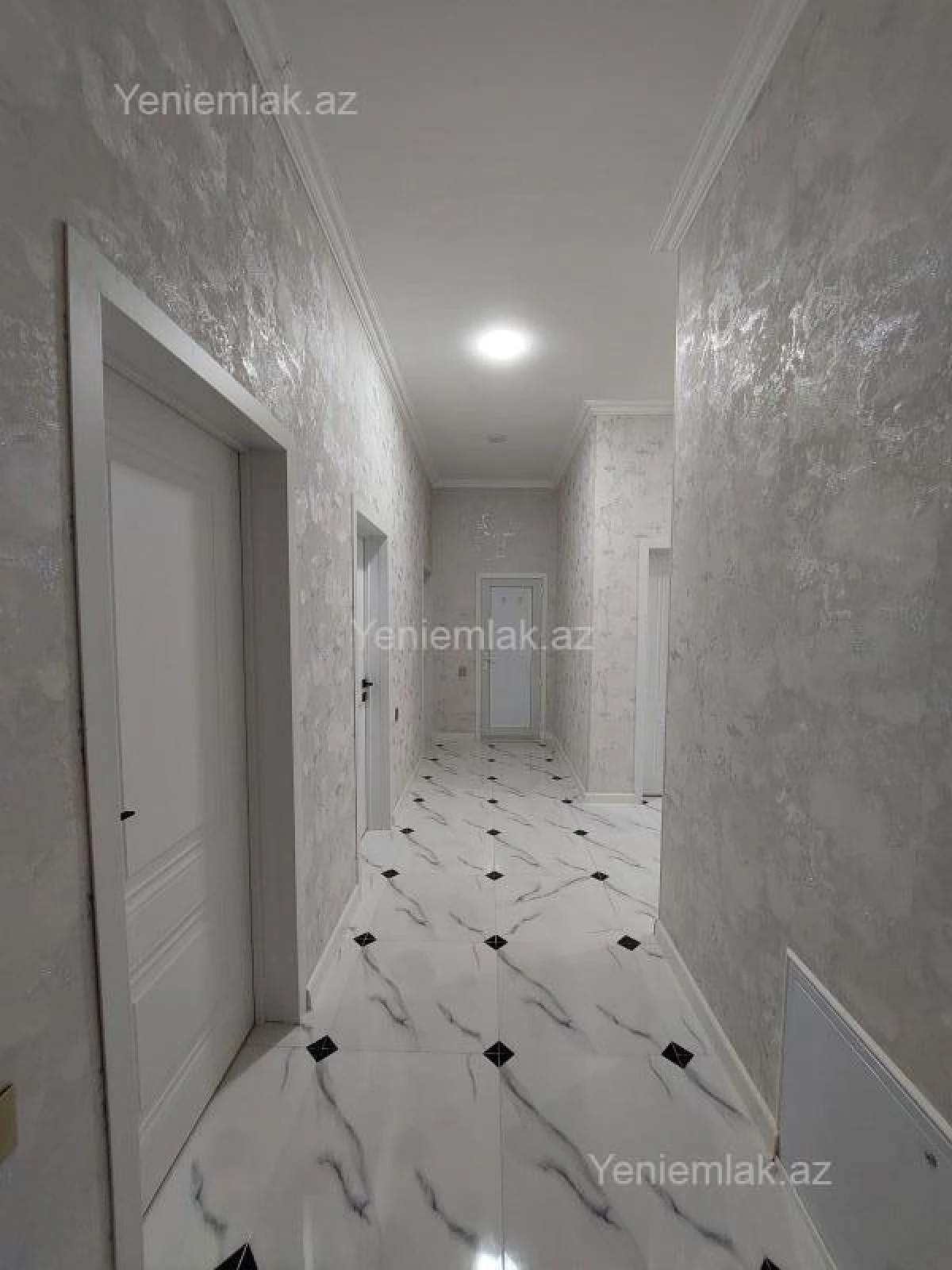 Satılır 4 otaqlı həyət evi 124 m²