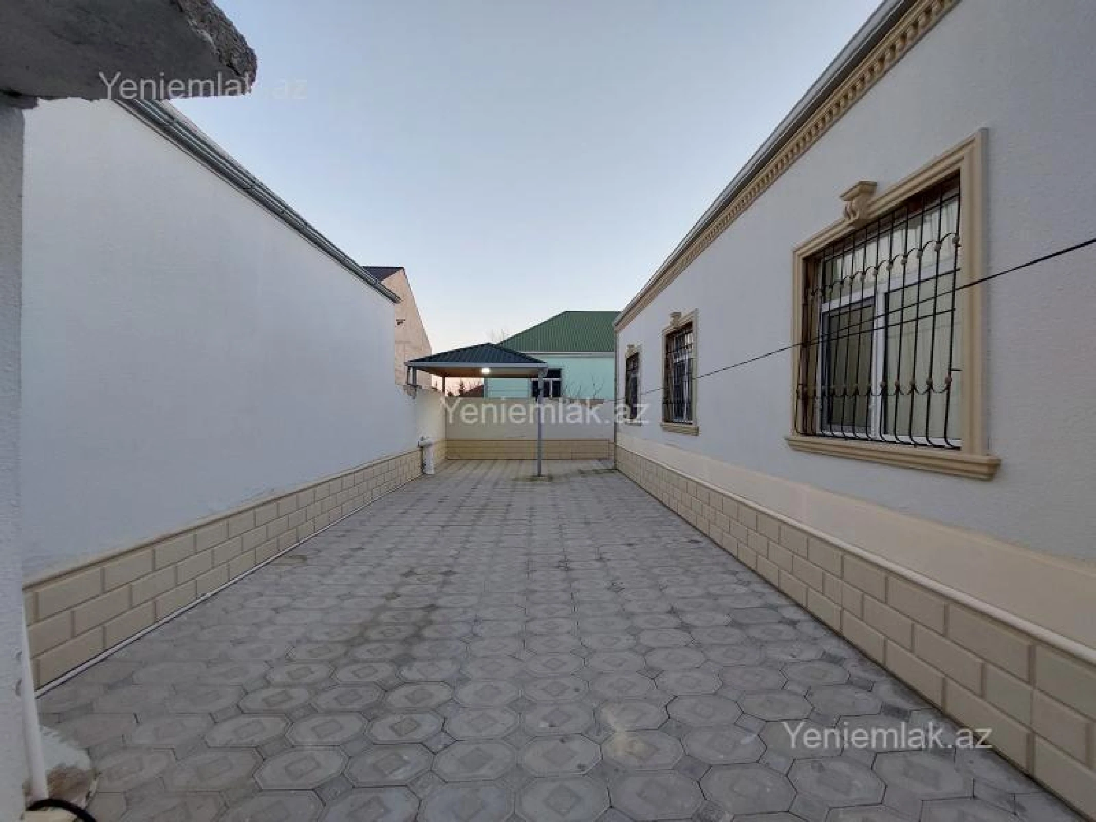 Satılır 4 otaqlı həyət evi 124 m²