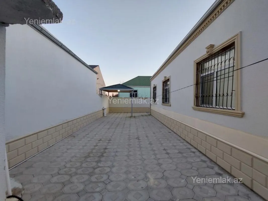 Satılır 4 otaqlı həyət evi 124 m²