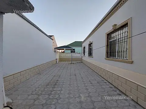 Satılır 4 otaqlı həyət evi 124 m²