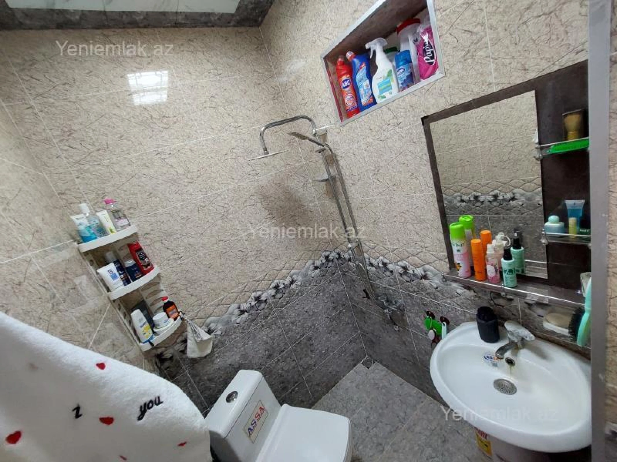 Satılır 4 otaqlı həyət evi 124 m²