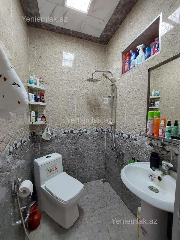 Satılır 4 otaqlı həyət evi 124 m²