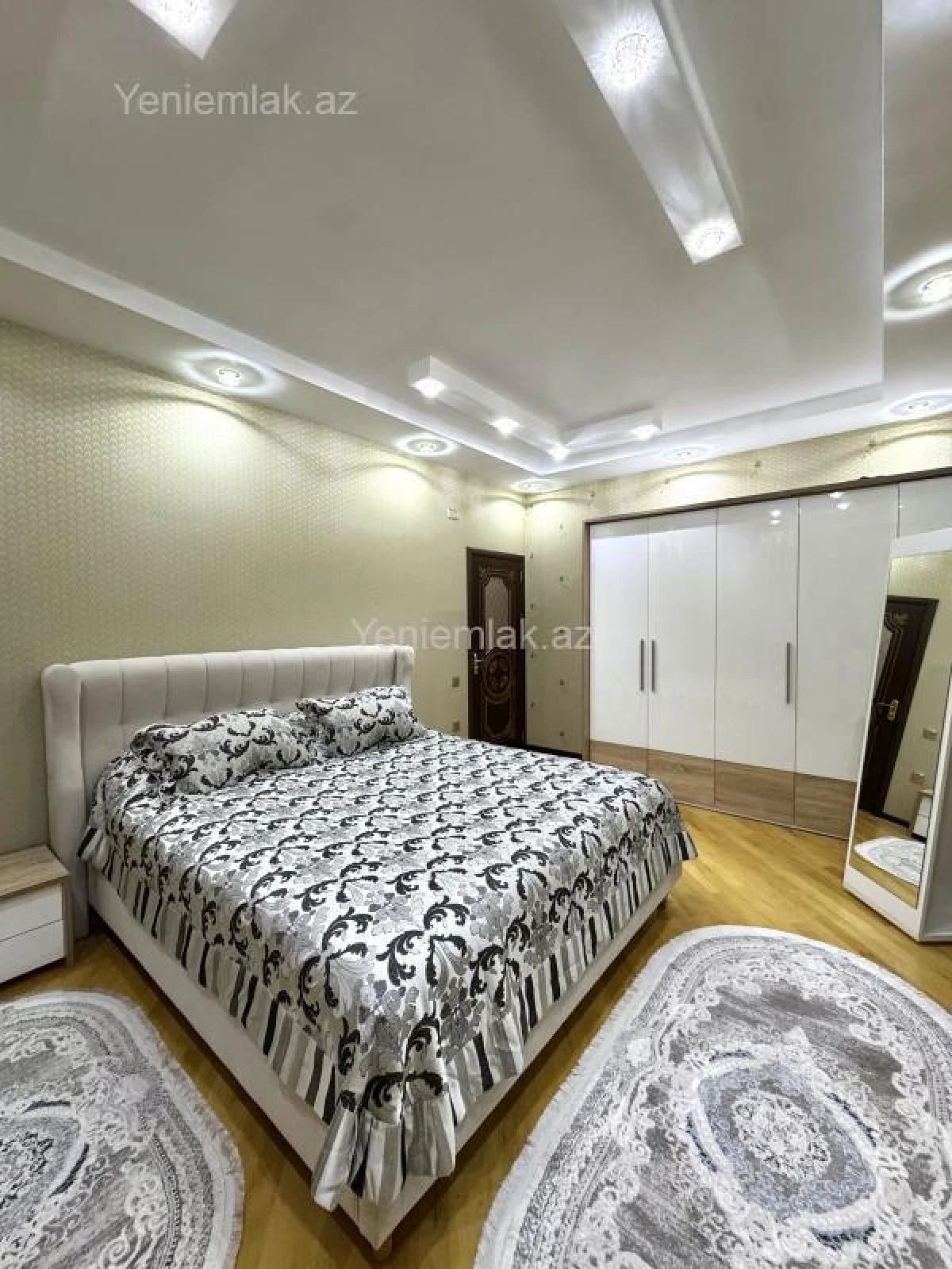 Satılır 3 otaqlı yeni tikili 118 m²