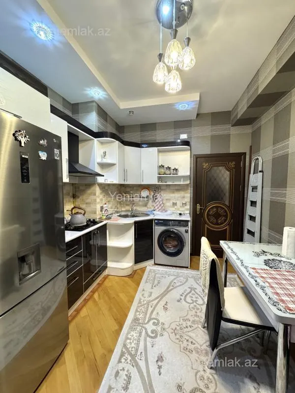 Satılır 3 otaqlı yeni tikili 118 m²