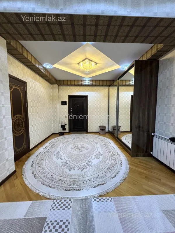 Satılır 3 otaqlı yeni tikili 118 m²