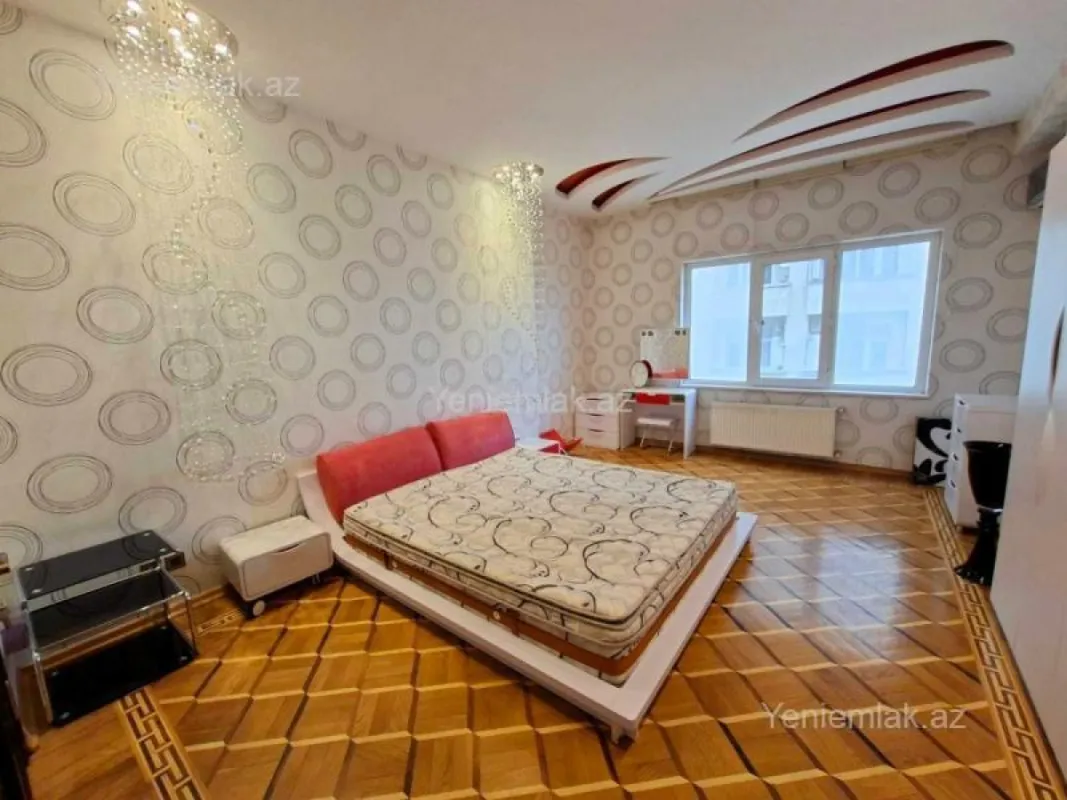 Satılır 4 otaqlı yeni tikili 183 m²