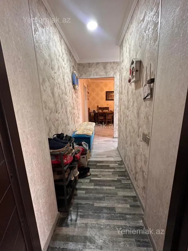 Satılır 2 otaqlı köhnə tikili 52 m²