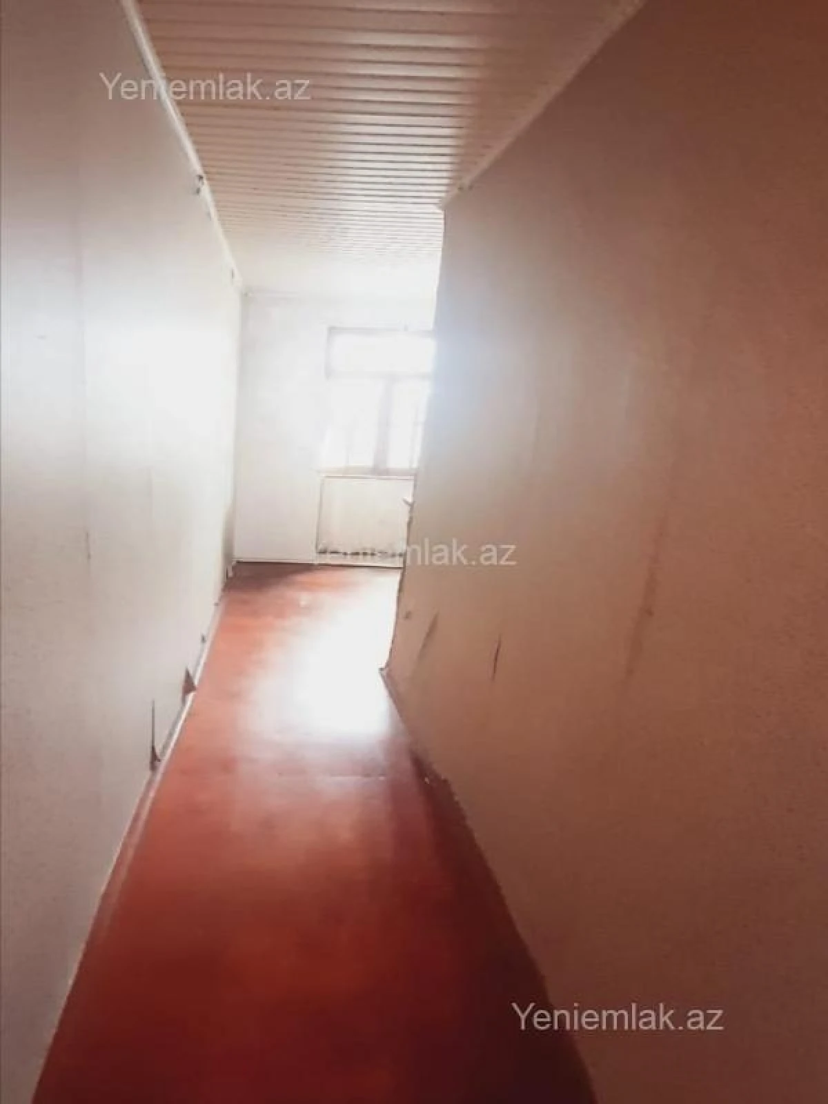 Satılır 2 otaqlı köhnə tikili 52 m²