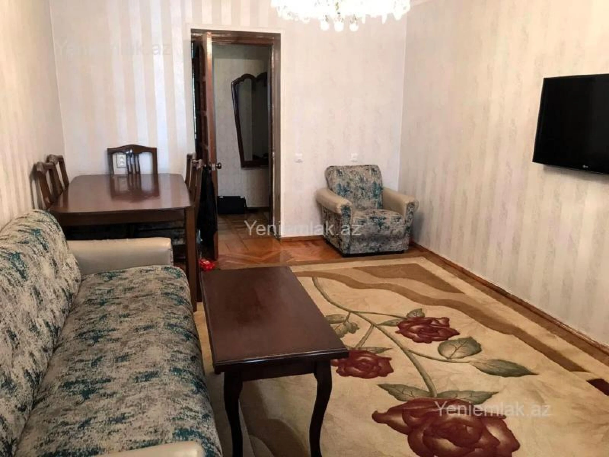 Satılır 3 otaqlı köhnə tikili 70 m²