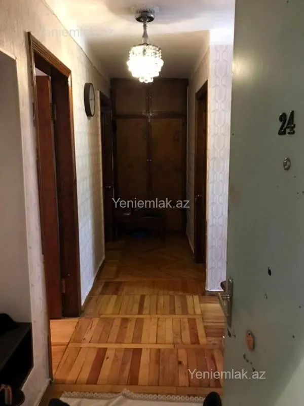 Satılır 3 otaqlı köhnə tikili 70 m²