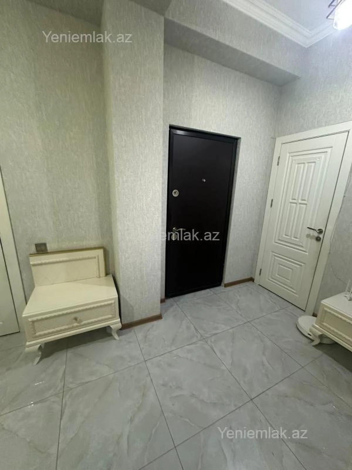 Satılır 3 otaqlı yeni tikili 92 m²