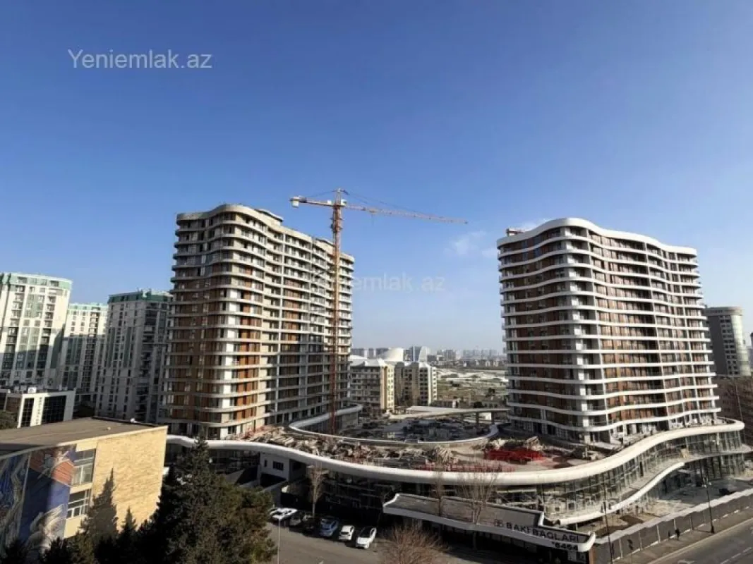 Satılır 3 otaqlı yeni tikili 136 m²