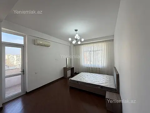 Satılır 3 otaqlı yeni tikili 136 m²