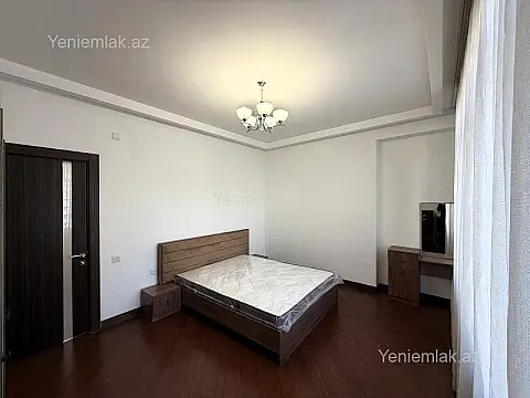 Satılır 3 otaqlı yeni tikili 136 m²