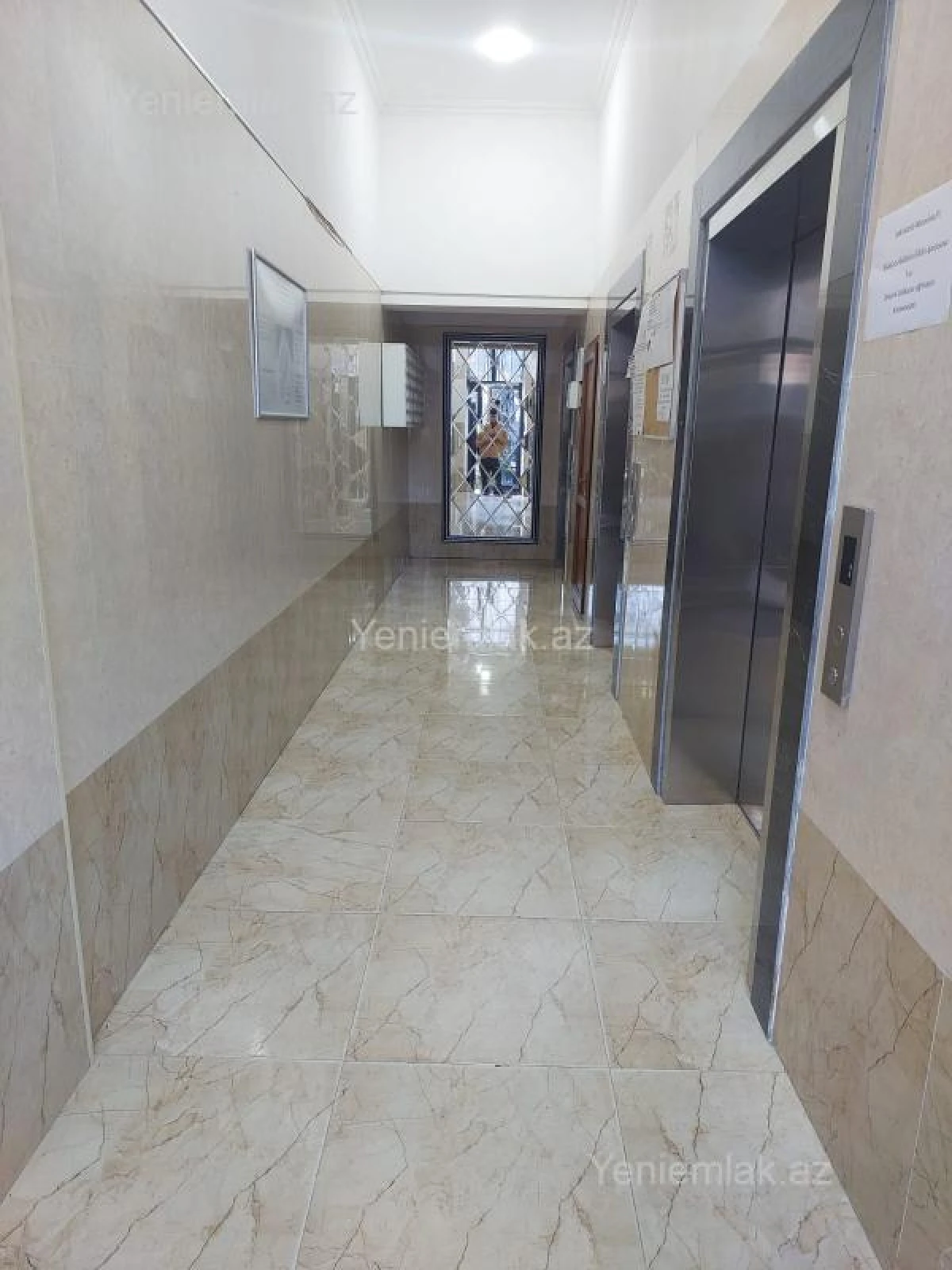 Satılır 2 otaqlı yeni tikili 95 m²