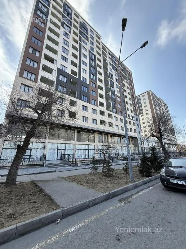 Satılır 3 otaqlı yeni tikili 139 m²