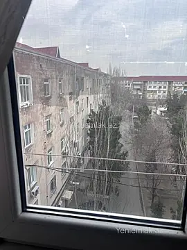 Satılır 1 otaqlı köhnə tikili 43 m²