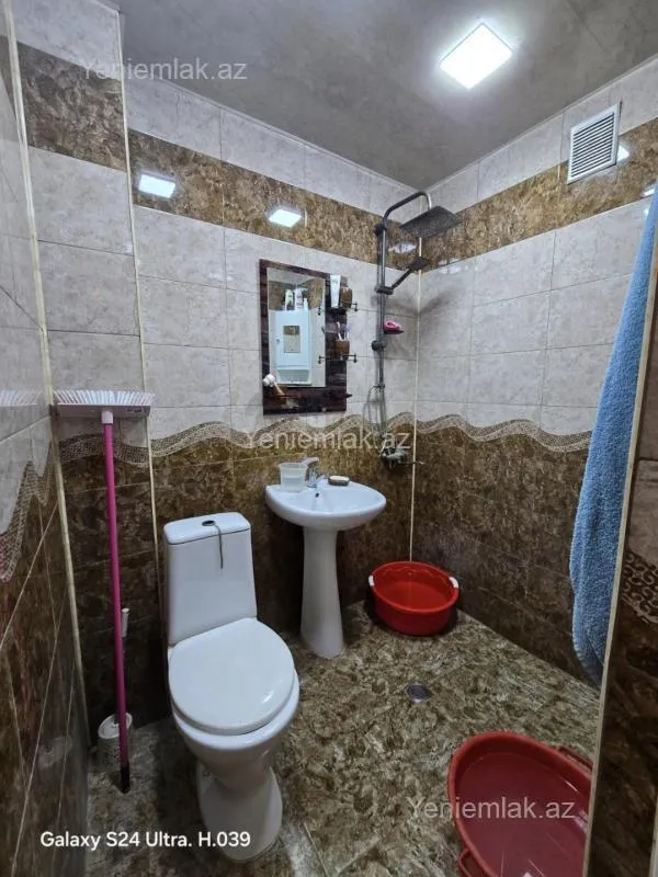 Satılır 1 otaqlı köhnə tikili 35 m²