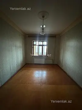 Satılır 5 otaqlı köhnə tikili 100 m²