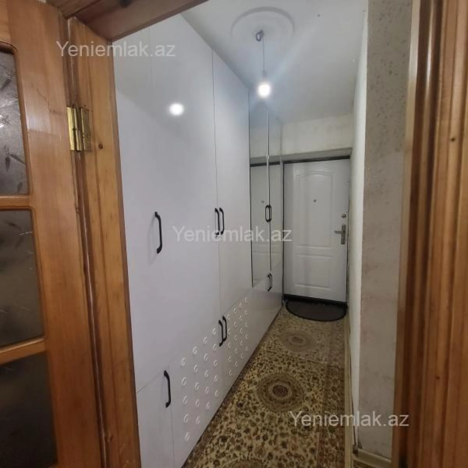 Satılır 2 otaqlı köhnə tikili 45 m²