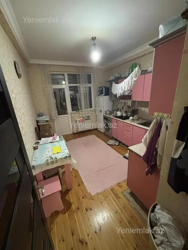 Satılır 3 otaqlı yeni tikili 90 m²