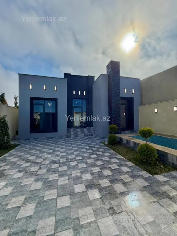 Satılır 4 otaqlı həyət evi 100 m²