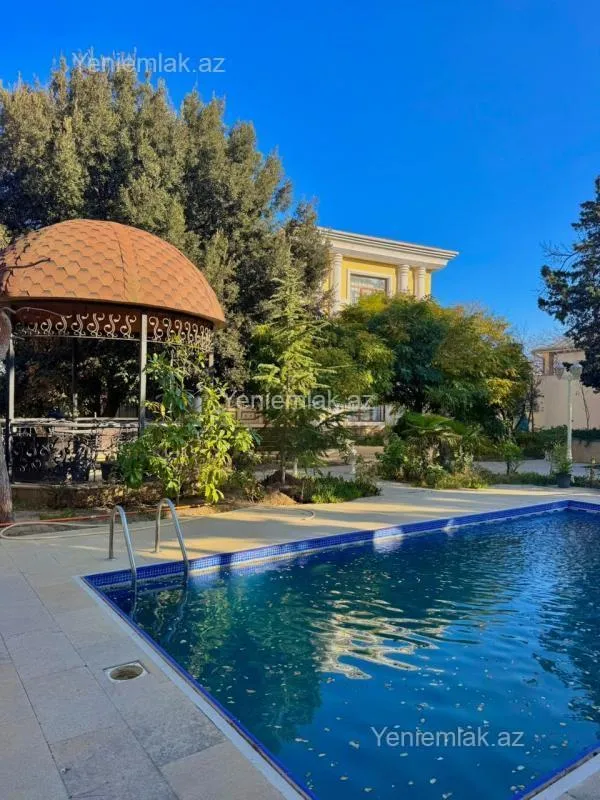 Satılır 6 otaqlı həyət evi 350 m²