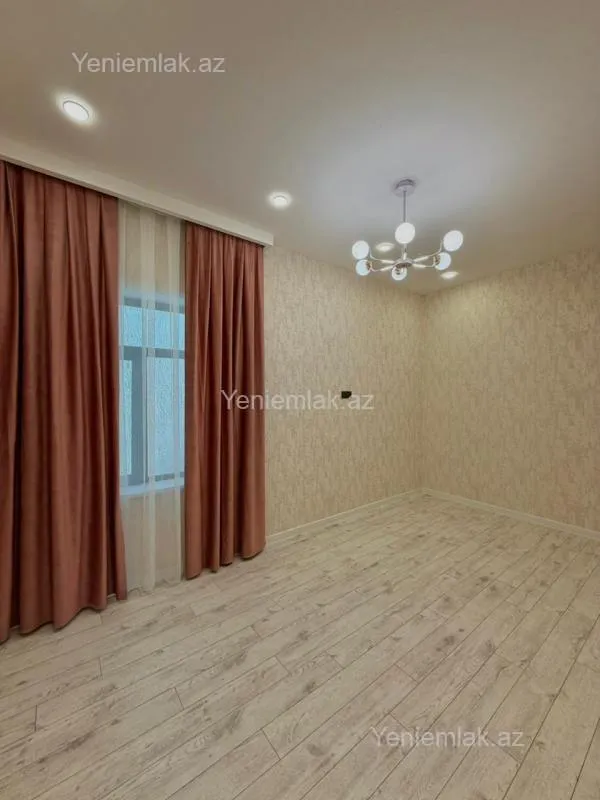 Satılır 4 otaqlı həyət evi 160 m²
