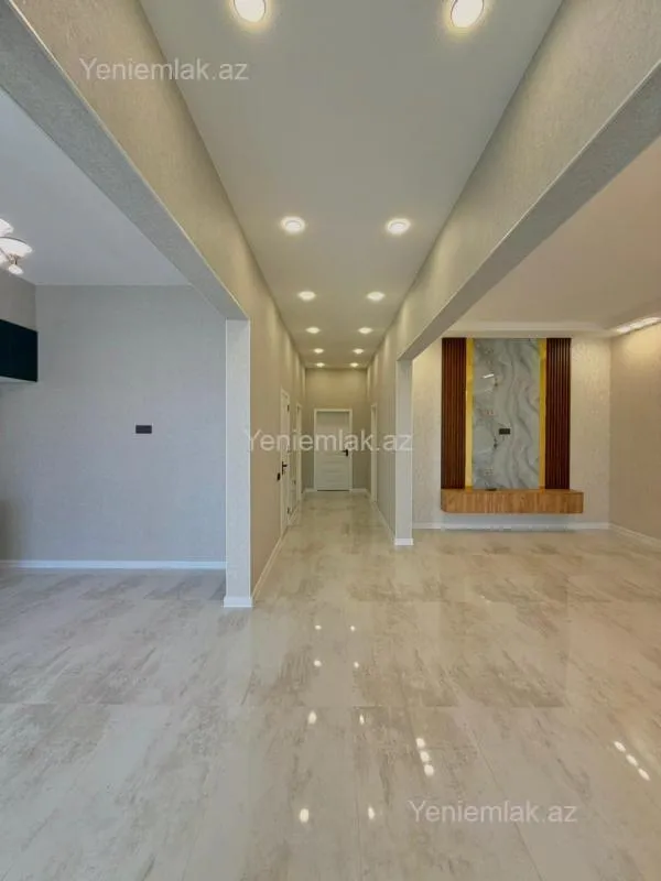 Satılır 4 otaqlı həyət evi 160 m²
