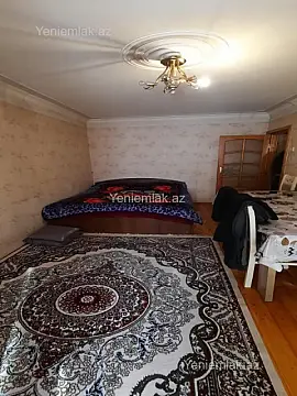 Satılır 1 otaqlı köhnə tikili 35 m²