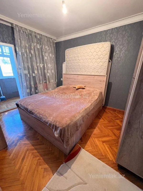 Satılır 3 otaqlı köhnə tikili 70 m²