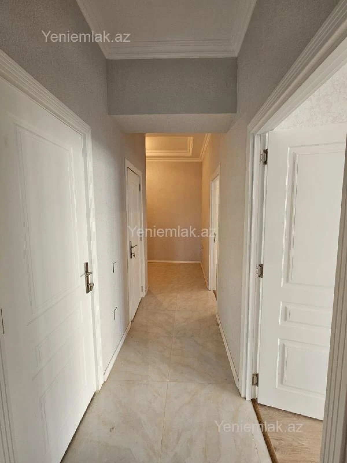 Satılır 2 otaqlı yeni tikili 99 m²