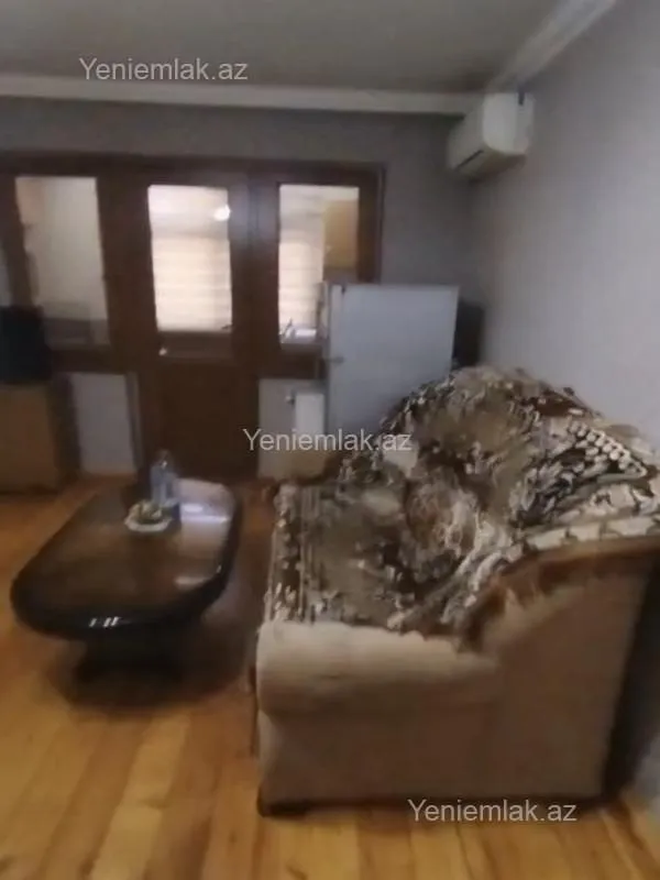 Satılır 1 otaqlı köhnə tikili 31 m²
