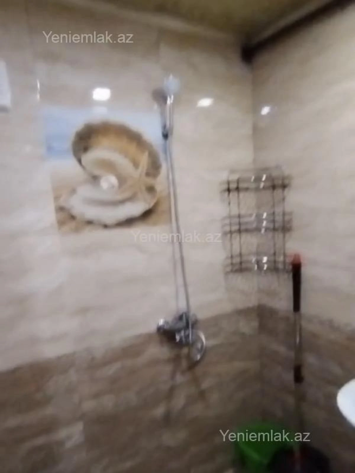 Satılır 1 otaqlı köhnə tikili 31 m²