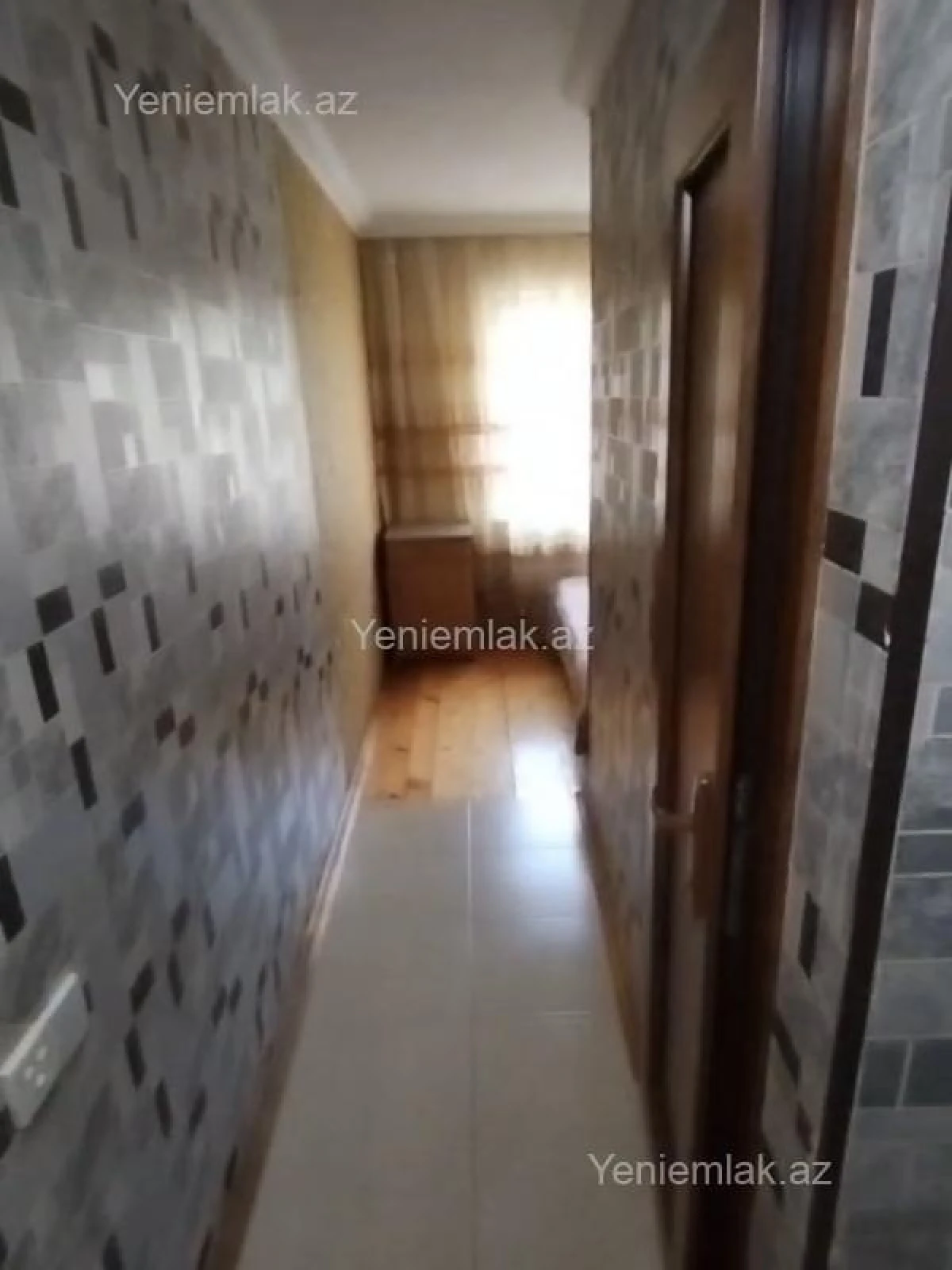 Satılır 1 otaqlı köhnə tikili 31 m²