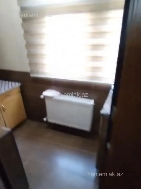 Satılır 1 otaqlı köhnə tikili 31 m²