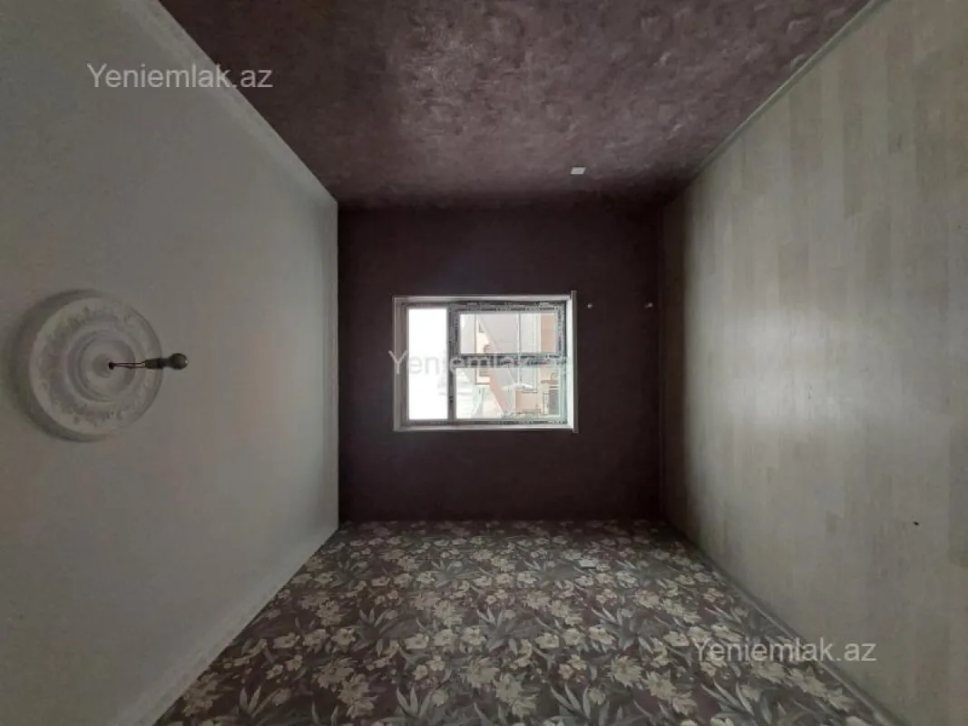 Satılır 4 otaqlı həyət evi 140 m²