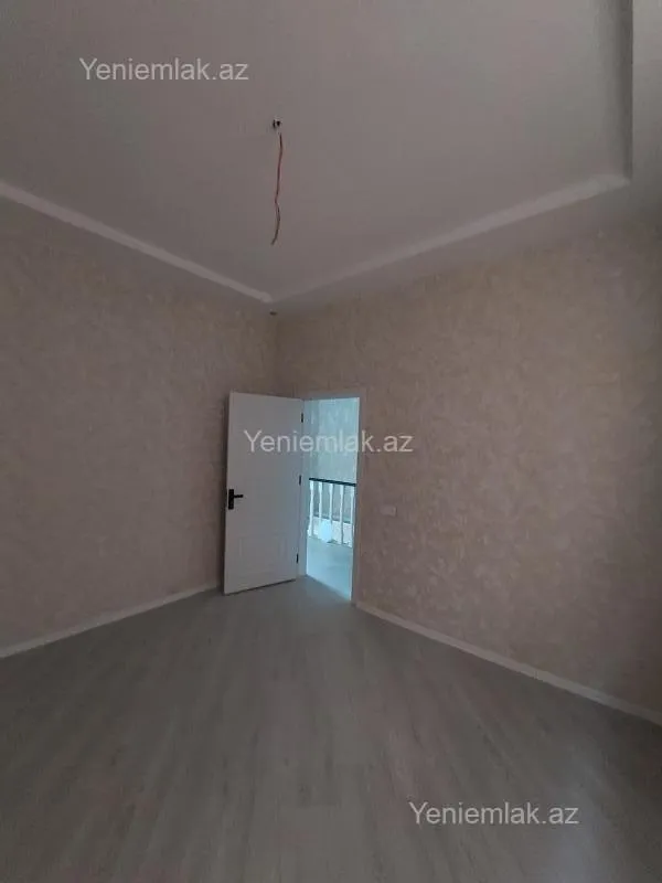Satılır 4 otaqlı həyət evi 140 m²