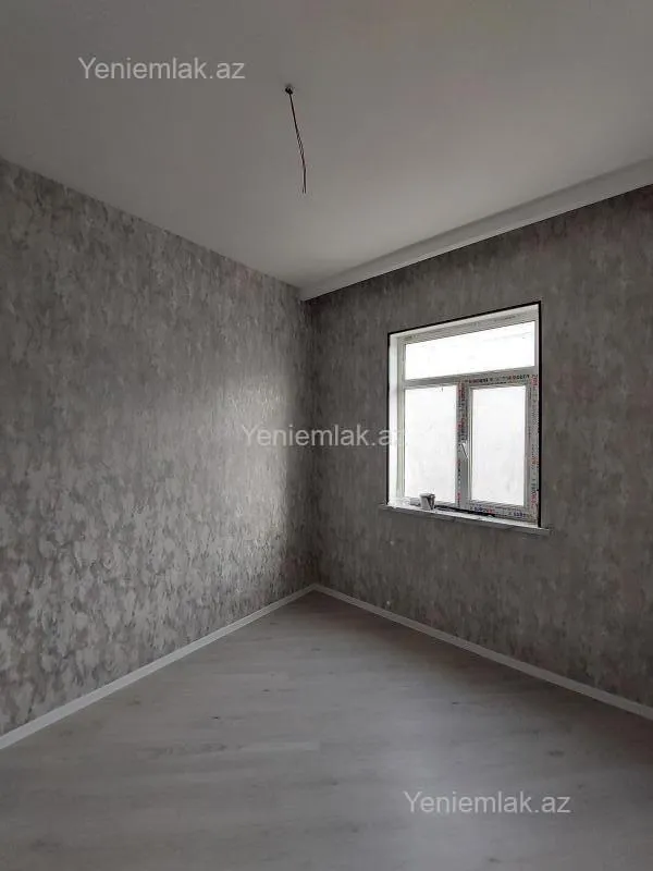 Satılır 4 otaqlı həyət evi 140 m²