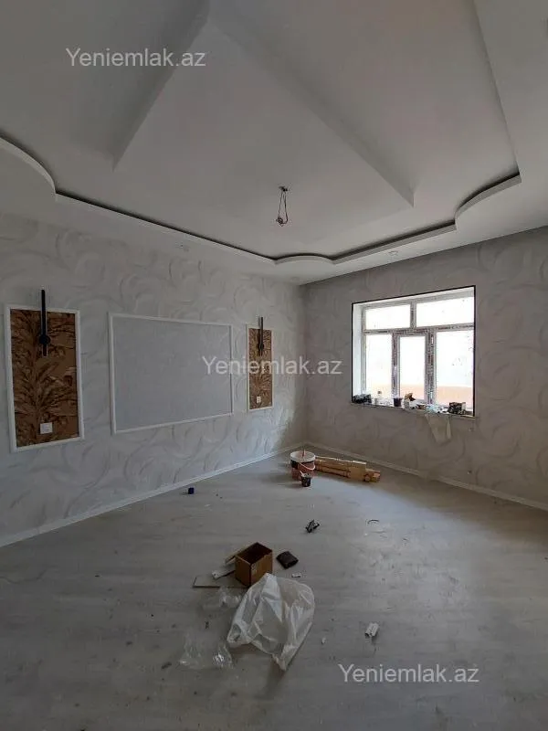 Satılır 4 otaqlı həyət evi 140 m²