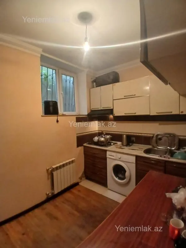 Satılır 4 otaqlı həyət evi 70 m²
